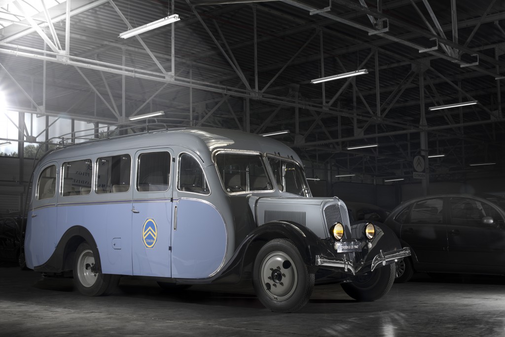 1947-citroen-u23-autobus